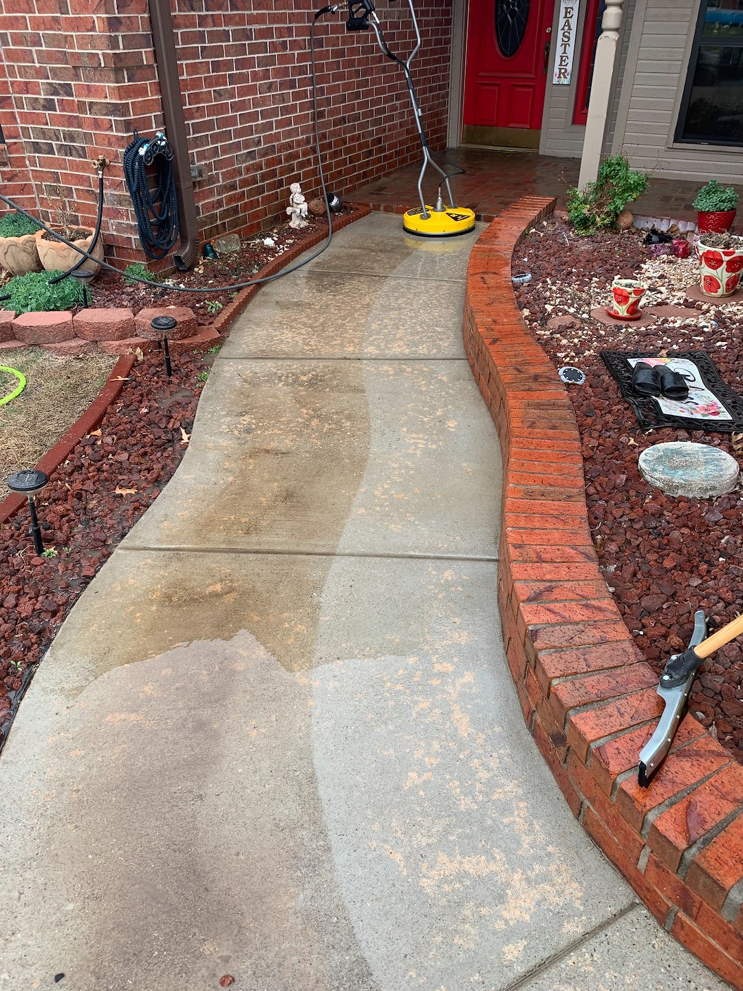 Driveway Washing in Harrah, Oklahoma Thumbnail